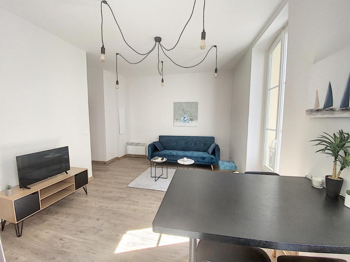 Appartement Agreable 2 Pieces Au Coeur De